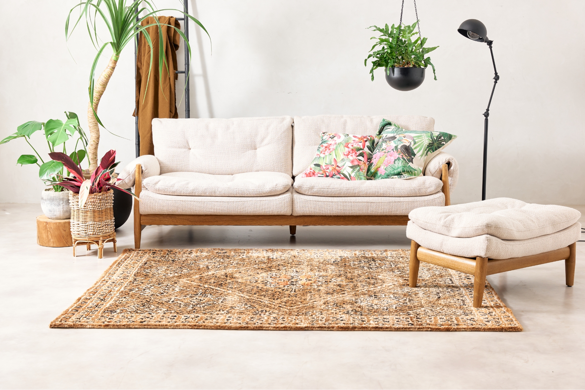 HARY SOFA & MADEIRA SOFA 