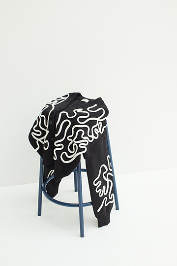 CODE EMBROIDERY CARDEGAN