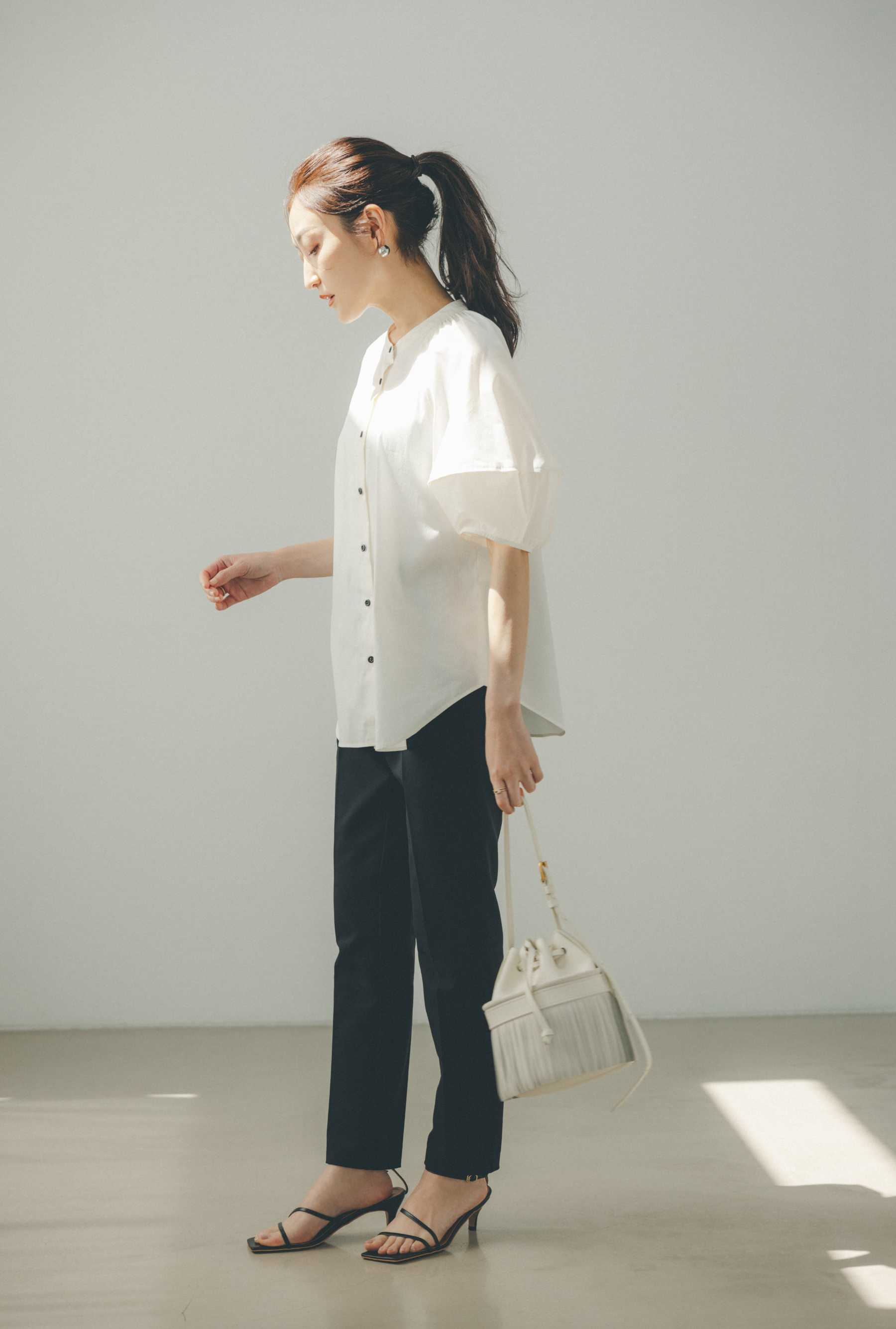 detachable collar blouse