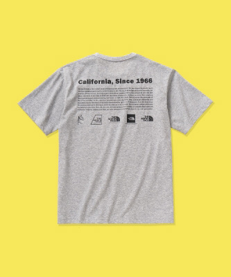 ＜ザ・ノース・フェイス＞のロゴTシャツ