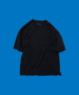 〈GOLDWIN〉のTシャツ