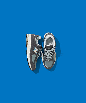 〈New Balance〉の『M2002R FB』