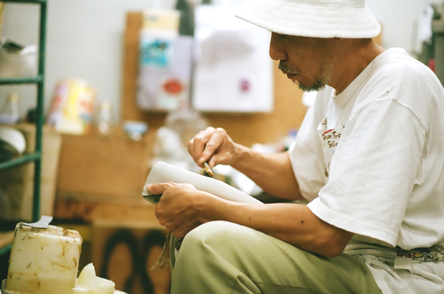 品質に確かな違いを生む職人技 ー japan made shoes｜Charles Chaton